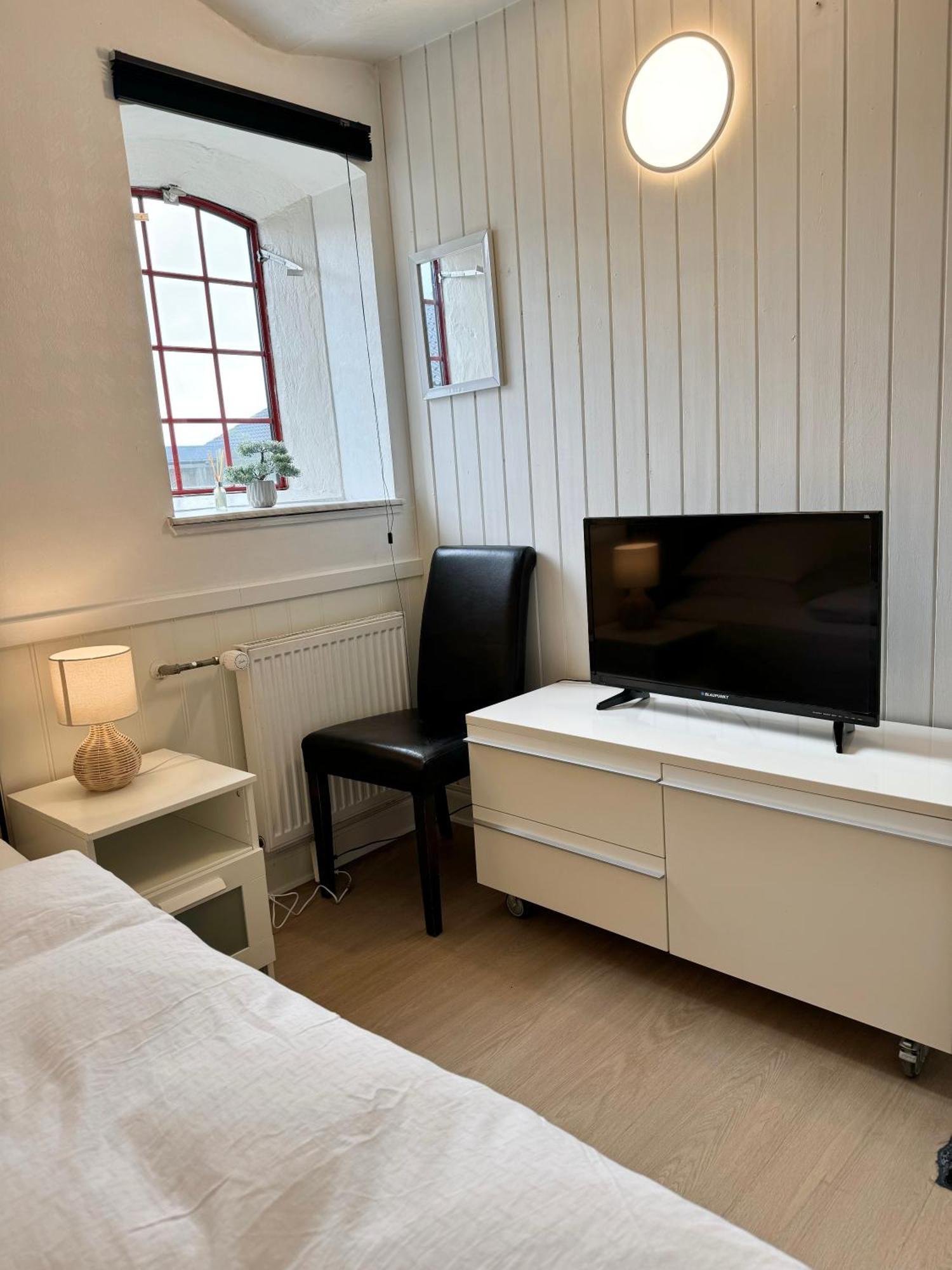 Bb Esbjerg Bed & Breakfast Room photo