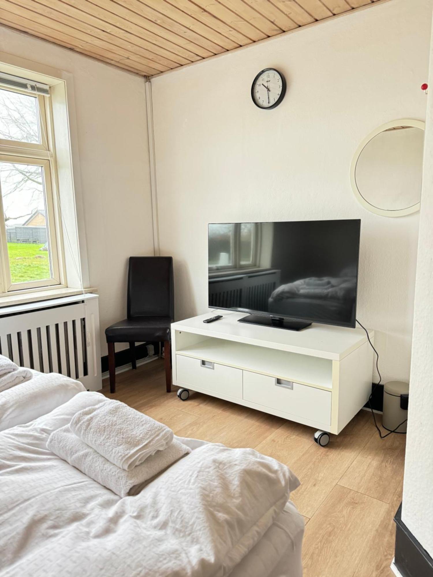 Bb Esbjerg Bed & Breakfast Room photo