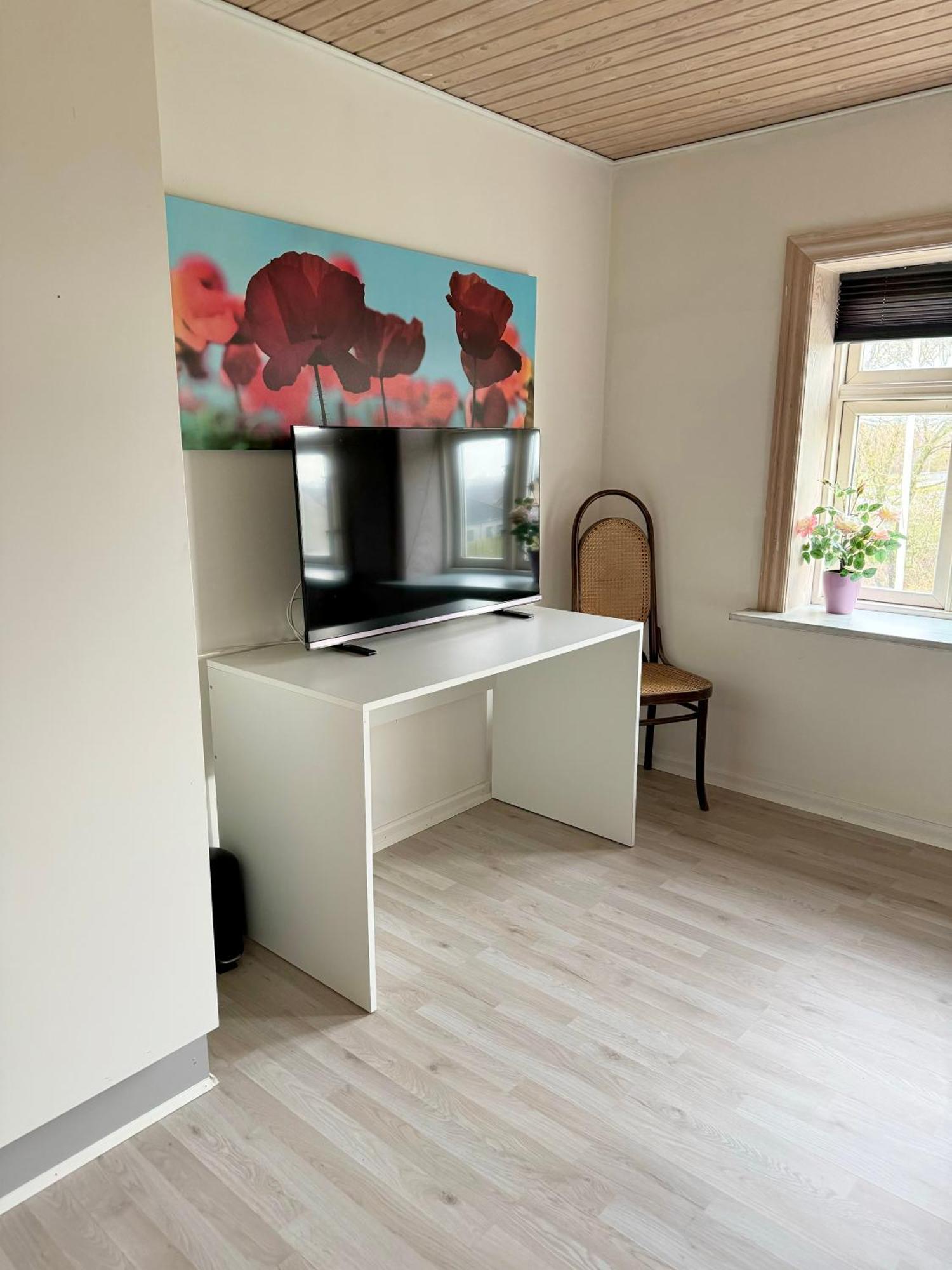 Bb Esbjerg Bed & Breakfast Room photo